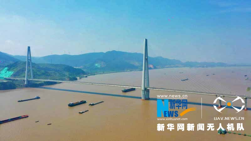 【"飞阅"中国】湖北武穴长江大桥建成通车